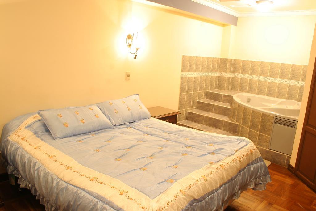 Hostal Patrimonio - Sucre Habitación foto