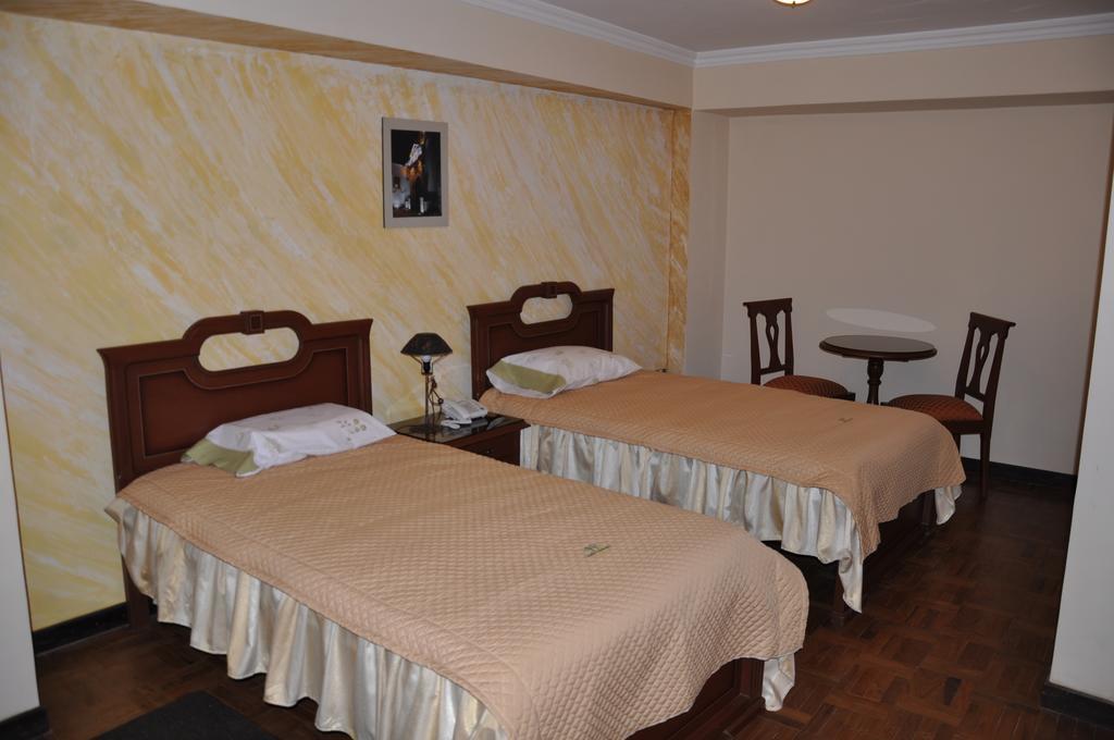 Hostal Patrimonio - Sucre Habitación foto