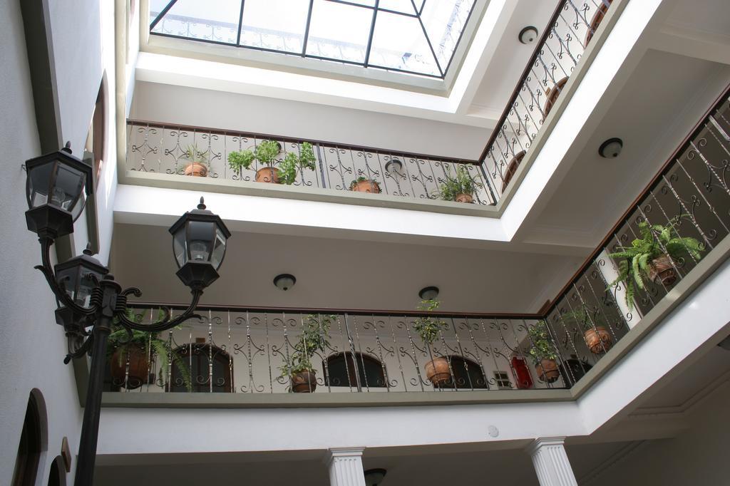 Hostal Patrimonio - Sucre Habitación foto